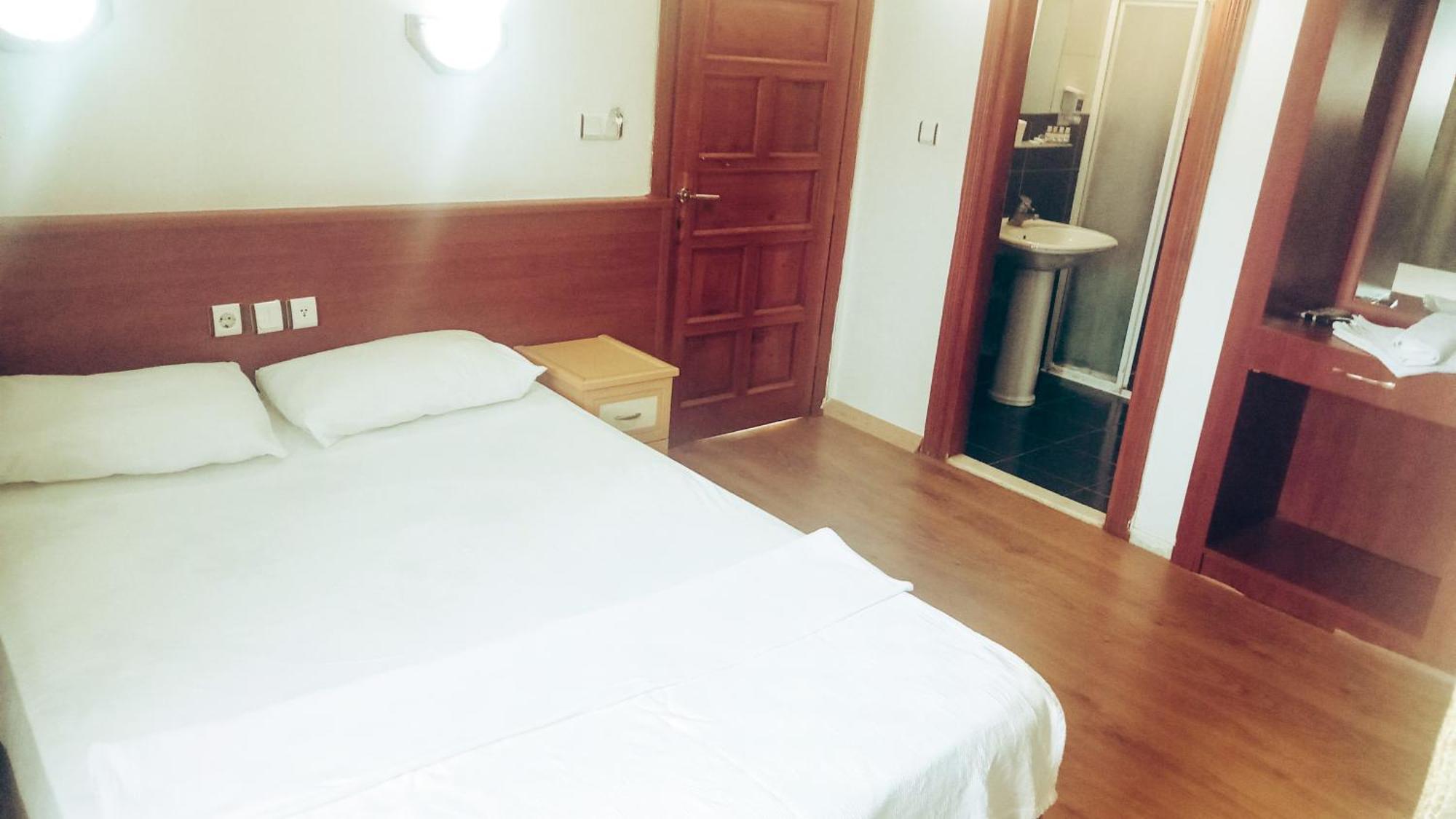 London House Hotel Kemer Kamer foto